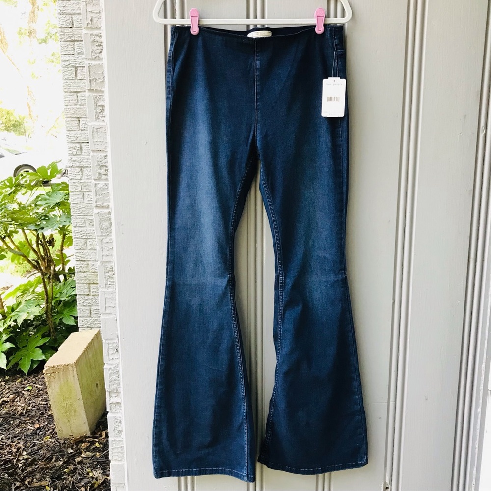NWT Free People stretch flare jeans